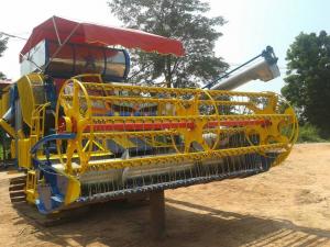 ขายรถเกี่ยวข้าวเกษตร พัฒนาปี53 ปลดหนี้ เครื่อง6HH1โบ เครื่องดี ช่วงล่างเต็ม ตู้ดี บิ้วใหม่าภาพพร้อมลงงาน เอกสารจากบริษัท ปั๊มดี 